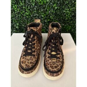 Billy Goat  big girl size 3M, Cheetah Zip bootie shoes